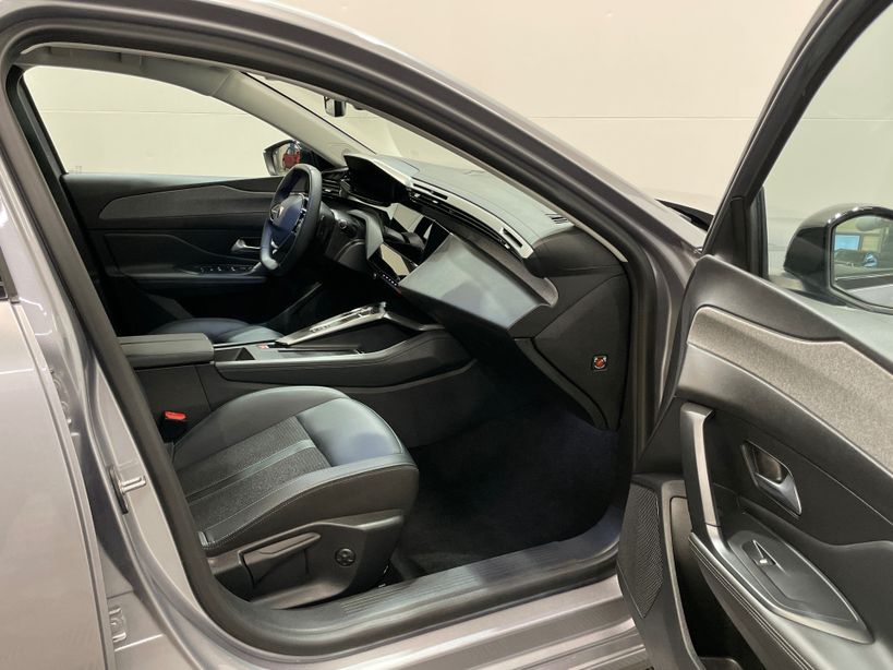 PEUGEOT 308 2023 - Photo n°7