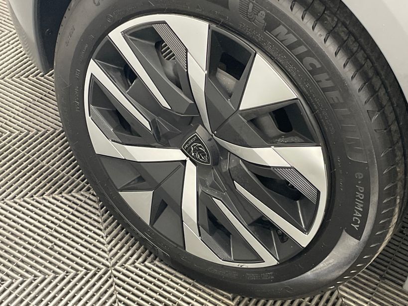 PEUGEOT 208 2024 - Photo n°6