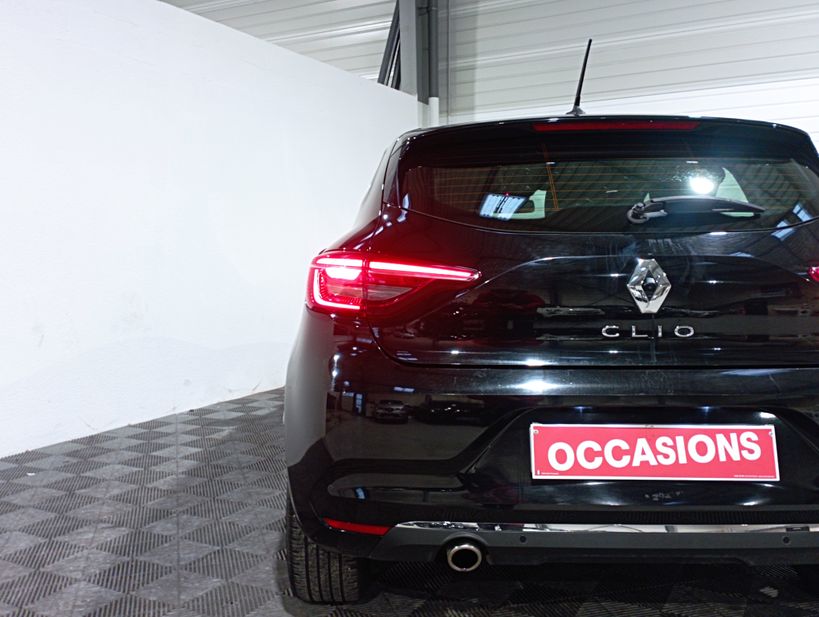 RENAULT CLIO V 2021 - Photo n°9