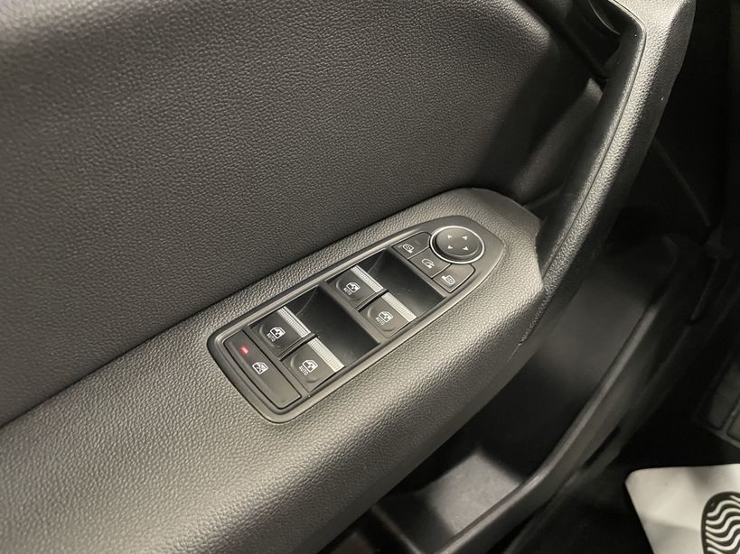 RENAULT CAPTUR 2020 - Photo n°17