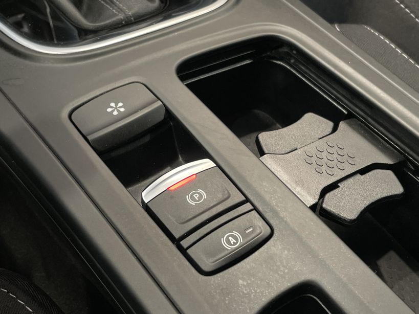 RENAULT MEGANE IV ESTATE 2021 - Photo n°21