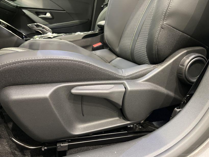 PEUGEOT 208 2022 - Photo n°40