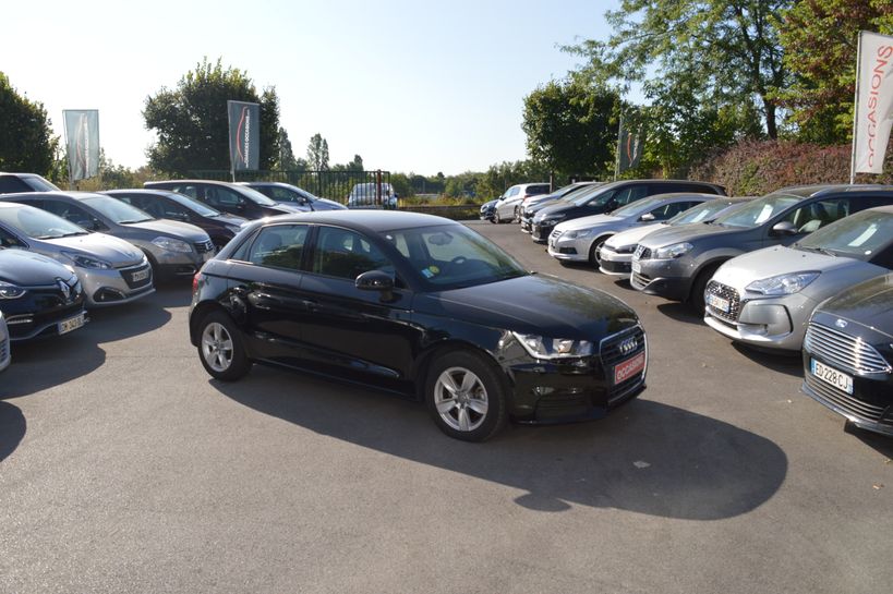 AUDI A1 SPORTBACK BUSINESS 2015 - Photo n°1