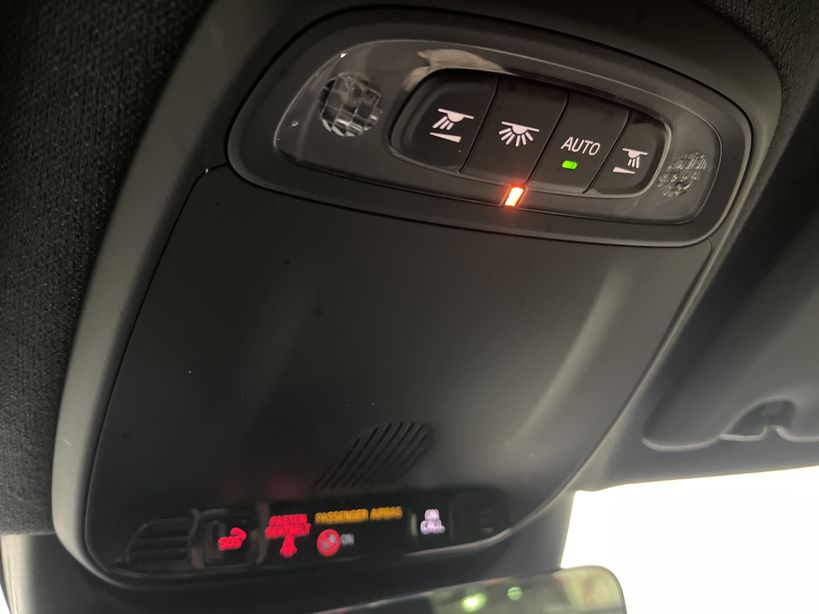 VOLVO XC40 2018 - Photo n°22