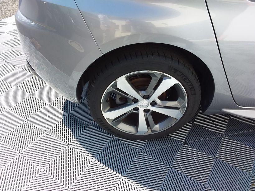 PEUGEOT 308 2017 - Photo n°6