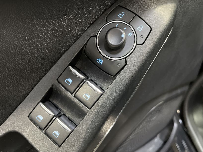 FORD FIESTA 2021 - Photo n°32