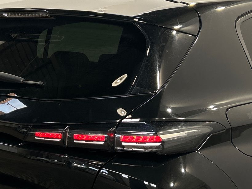 PEUGEOT 308 2023 - Photo n°8