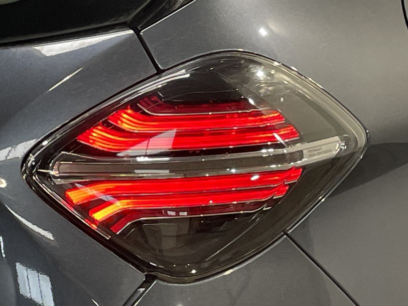 RENAULT ZOE 2021 - Photo n°8