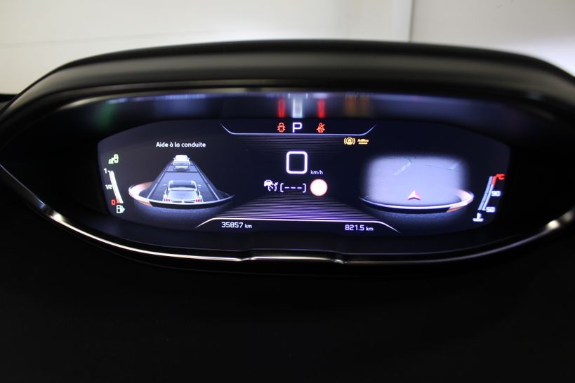 PEUGEOT 3008 2019 - Photo n°11