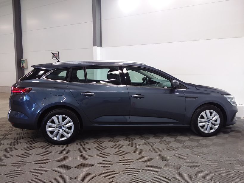 RENAULT MEGANE IV ESTATE 2021 - Photo n°30