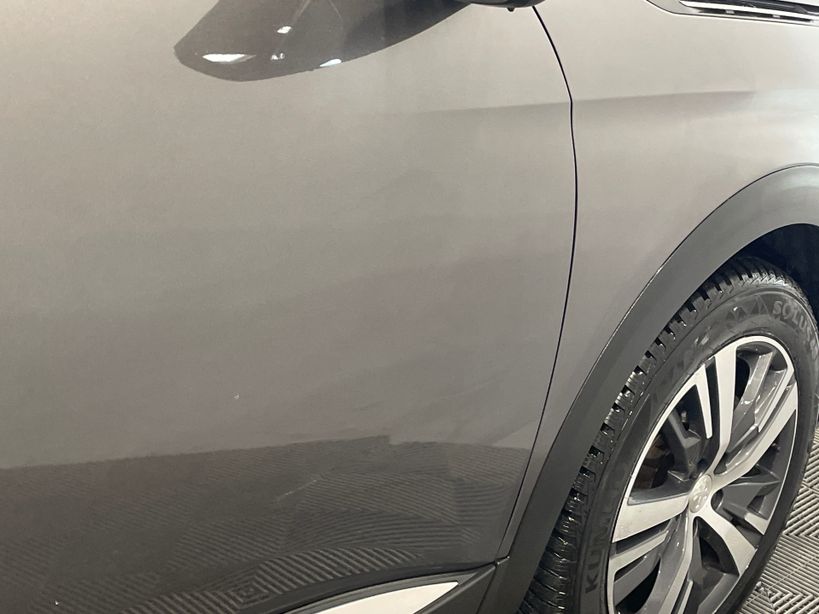 PEUGEOT 3008 2023 - Photo n°2