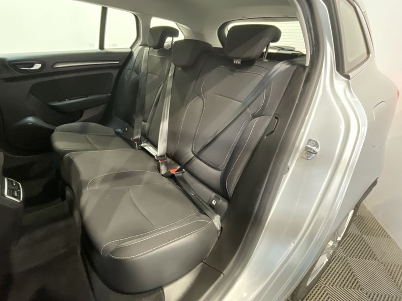 RENAULT MEGANE IV ESTATE 2021 - Photo n°10