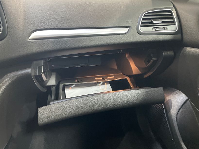 RENAULT MEGANE IV BERLINE 2021 - Photo n°25