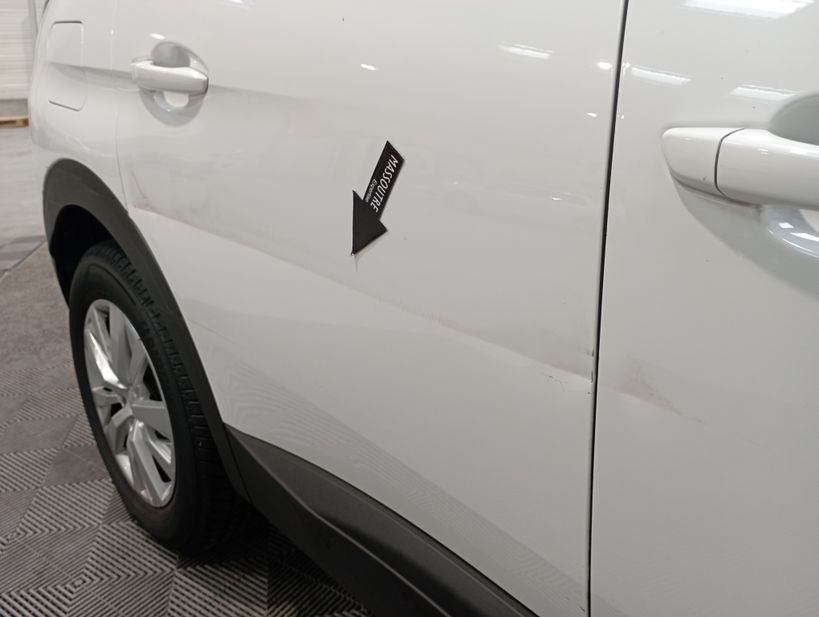 PEUGEOT 3008 BUSINESS 2019 - Photo n°4