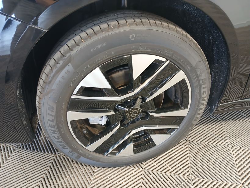 PEUGEOT 208 2025 - Photo n°4