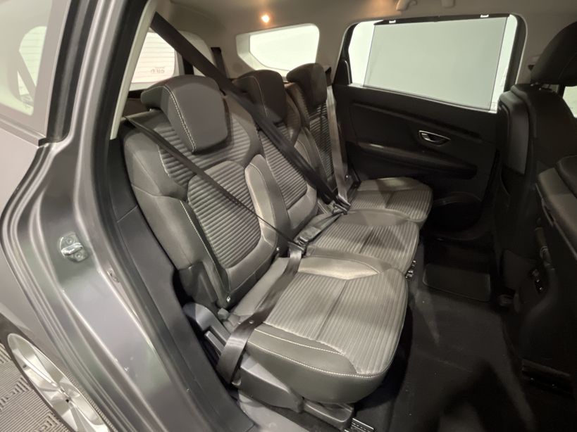 RENAULT GRAND SCENIC IV 2017 - Photo n°44