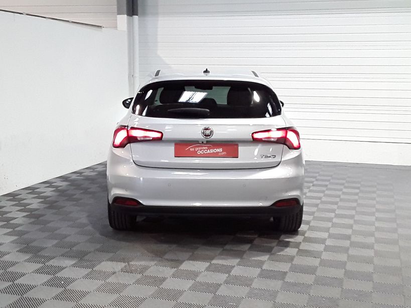 FIAT TIPO 5 PORTES 2017 - Photo n°2
