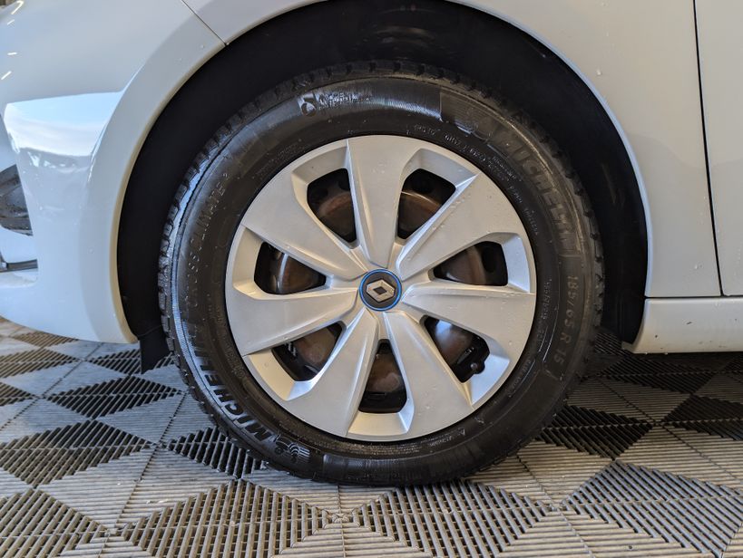 RENAULT ZOE 2020 - Photo n°19