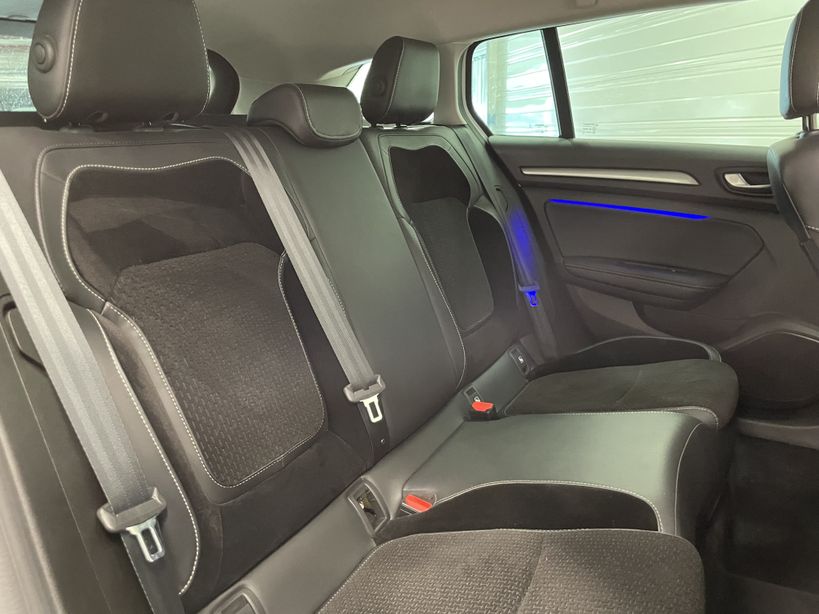 RENAULT MEGANE IV ESTATE 2020 - Photo n°12