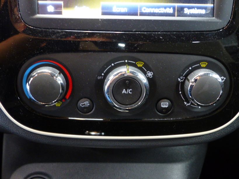 RENAULT CAPTUR 2019 - Photo n°15