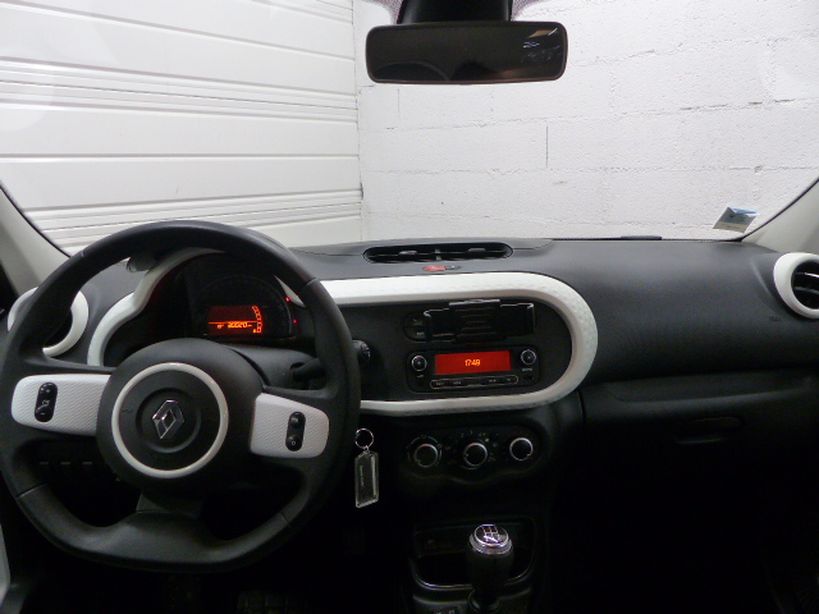 RENAULT TWINGO III 2020 - Photo n°8