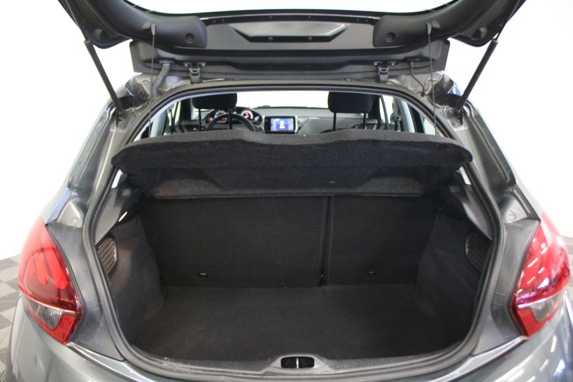 PEUGEOT 208 2016 - Photo n°9