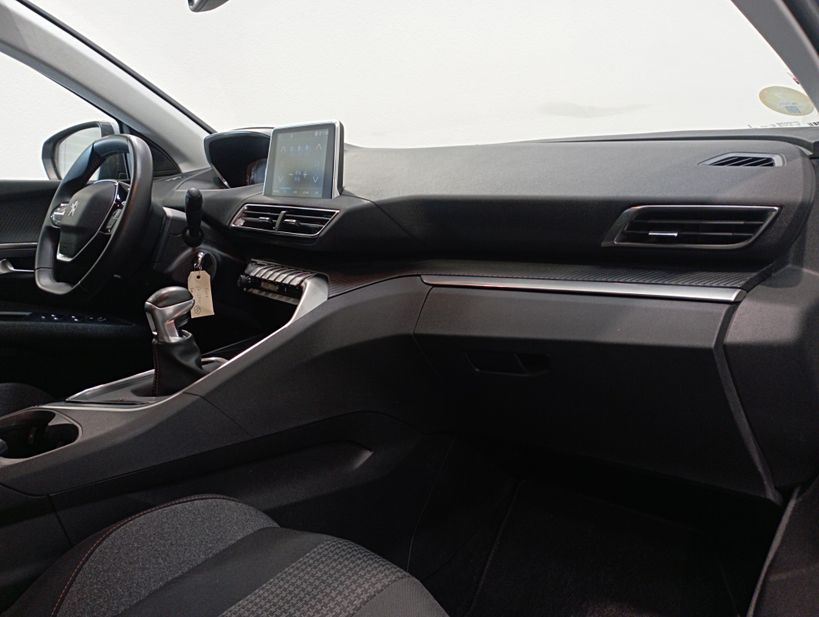PEUGEOT 5008 BUSINESS 2020 - Photo n°11