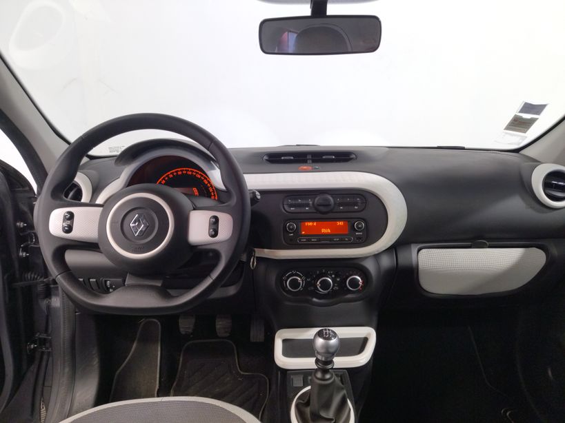 RENAULT TWINGO III 2017 - Photo n°21