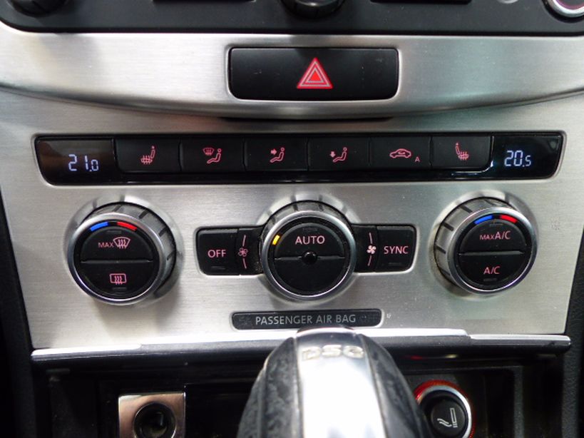 VOLKSWAGEN PASSAT 2014 - Photo n°9