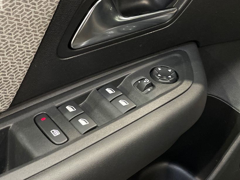 CITROEN C4 X 2023 - Photo n°37