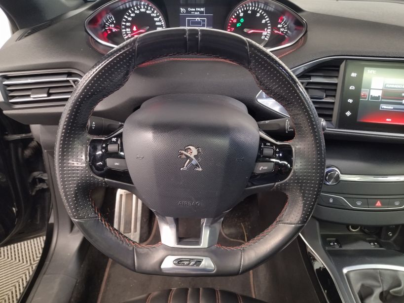 PEUGEOT 308 2017 - Photo n°12