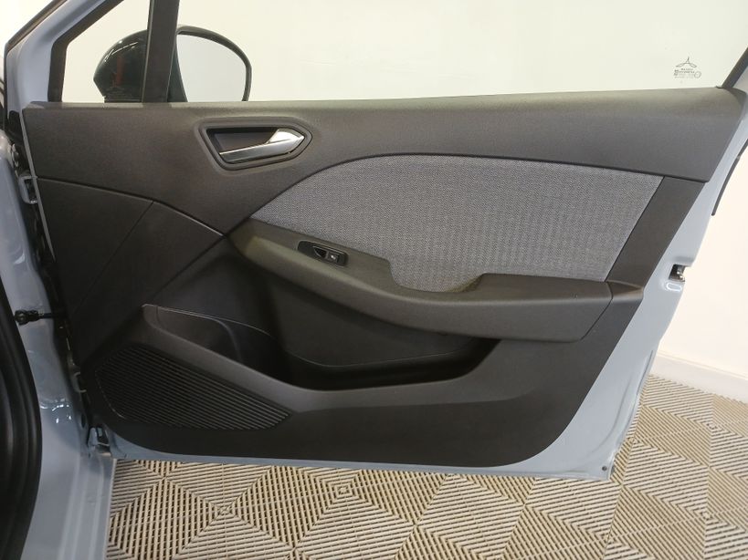 RENAULT CLIO V 2025 - Photo n°7