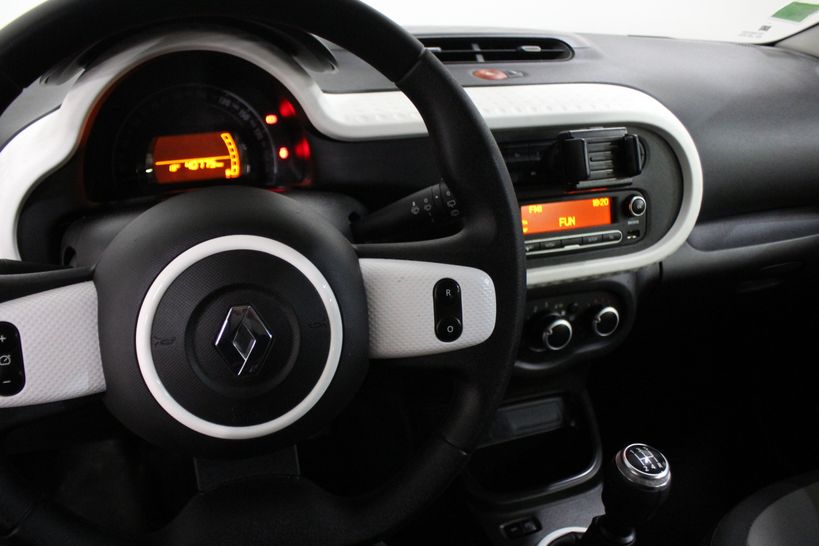 RENAULT TWINGO III 2021 - Photo n°20