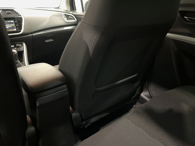 SUZUKI S CROSS 2019 - Photo n°35