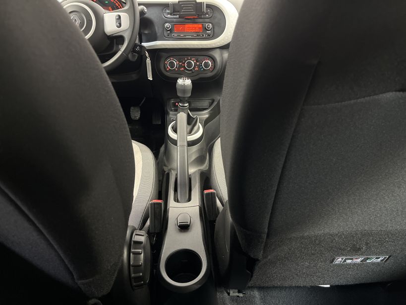 RENAULT TWINGO III 2021 - Photo n°36