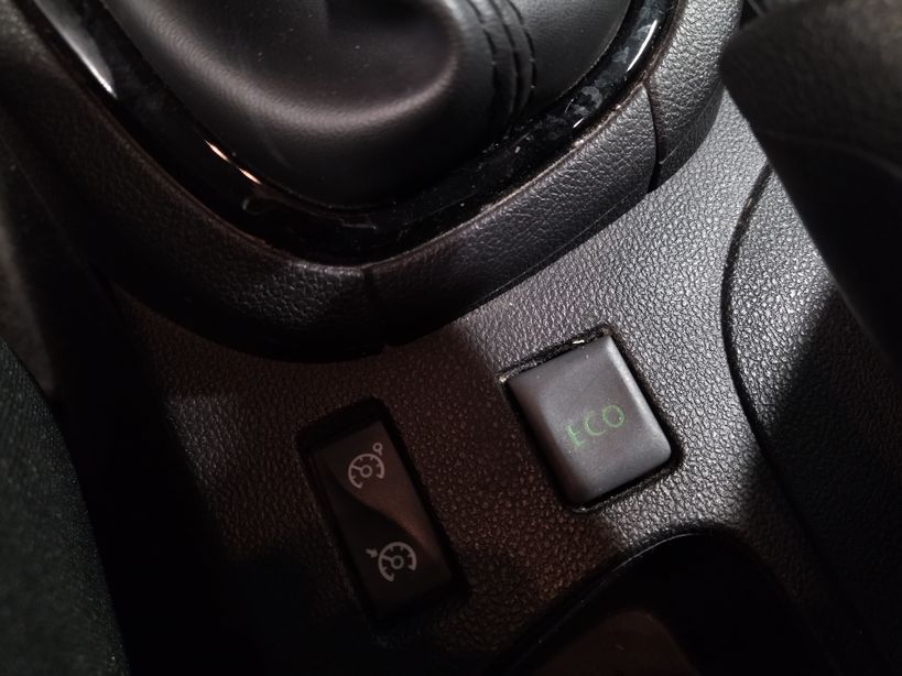 RENAULT CLIO IV ESTATE BUSINESS 2017 - Photo n°14