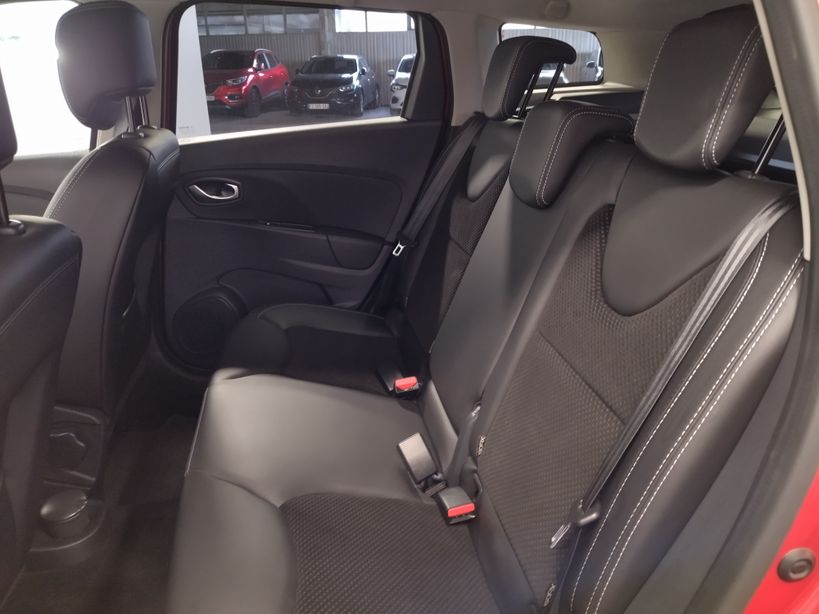 RENAULT CLIO IV ESTATE 2018 - Photo n°18