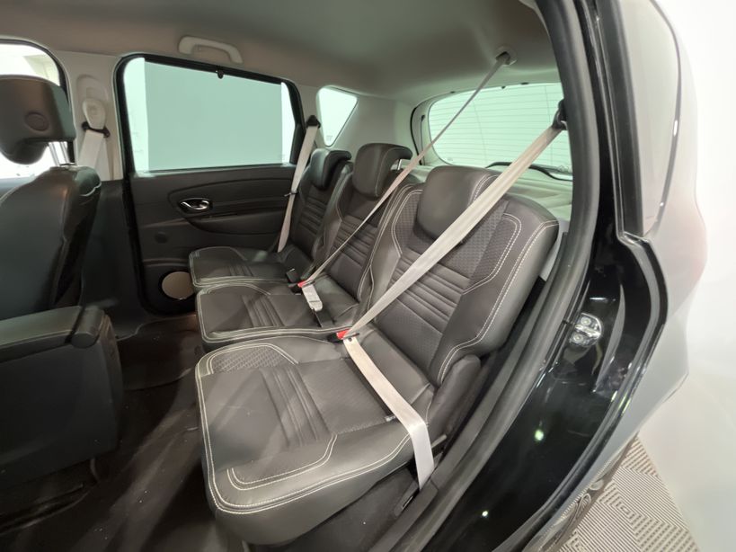 RENAULT SCENIC III 2015 - Photo n°9