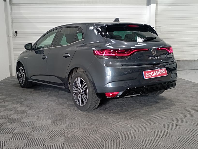 RENAULT MEGANE IV BERLINE 2021 - Photo n°8