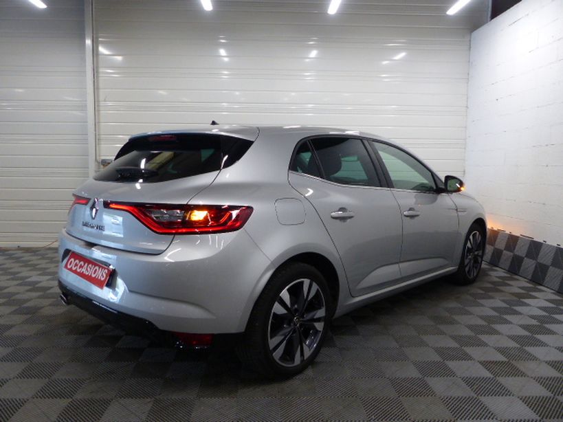 RENAULT MEGANE IV BERLINE 2019 - Photo n°4