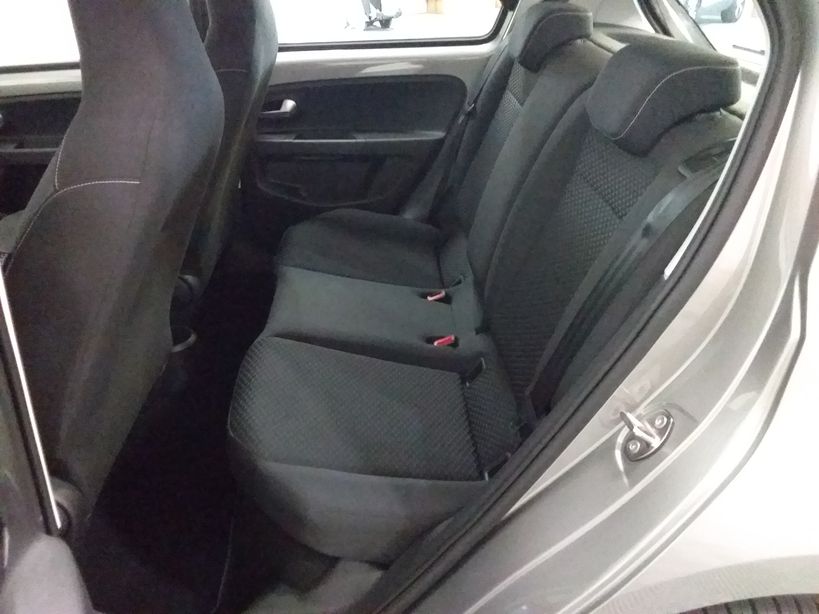 VOLKSWAGEN UP! 2.0 2022 - Photo n°11