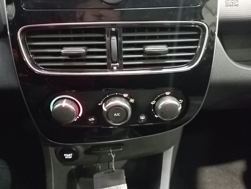 RENAULT CLIO IV SOCIETE 2017 - Photo n°18