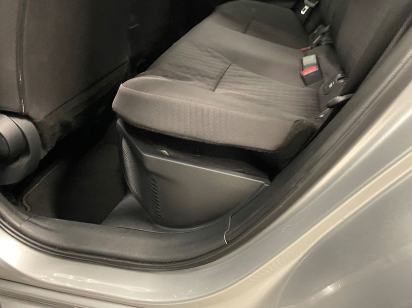 TOYOTA YARIS HYBRIDE MY21 2022 - Photo n°4