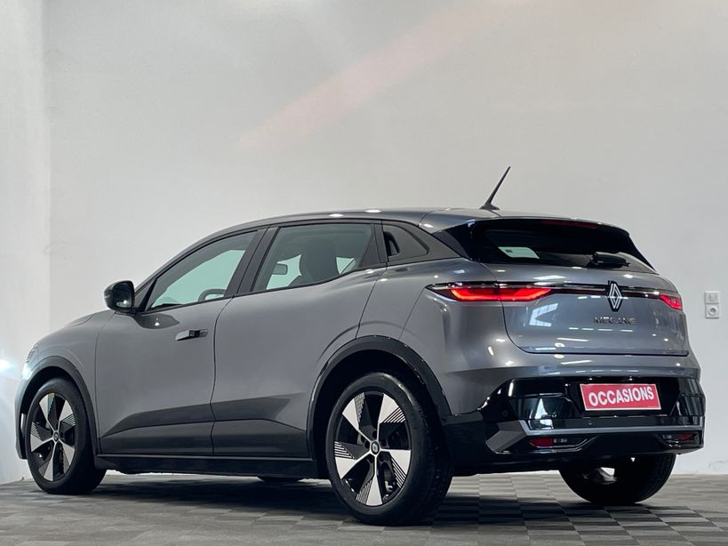 RENAULT MEGANE E TECH 2023 - Photo n°4
