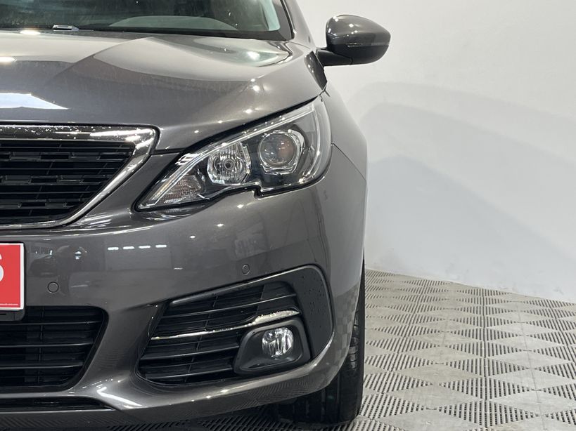 PEUGEOT 308 2020 - Photo n°7