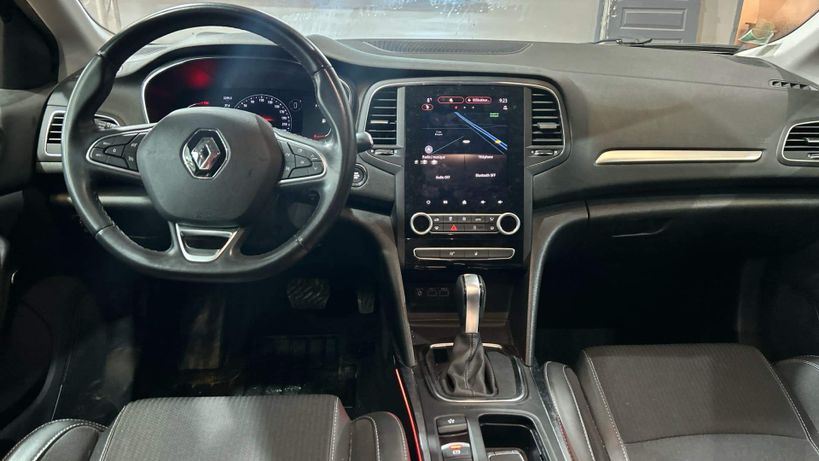 RENAULT MEGANE IV BERLINE 2021 - Photo n°6