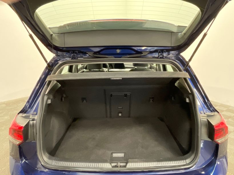 VOLKSWAGEN GOLF 2023 - Photo n°34