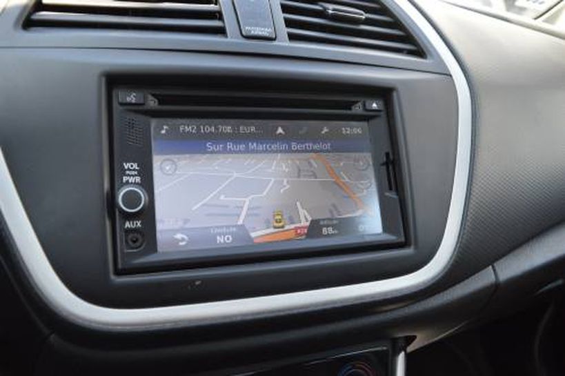 SUZUKI SX4 S-CROSS 2015 - Photo n°197