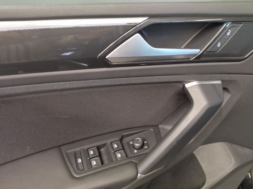 VOLKSWAGEN TIGUAN 2018 - Photo n°25