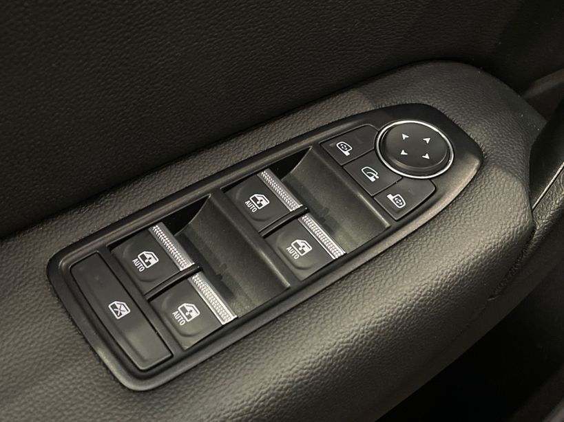 RENAULT CAPTUR 2021 - Photo n°35